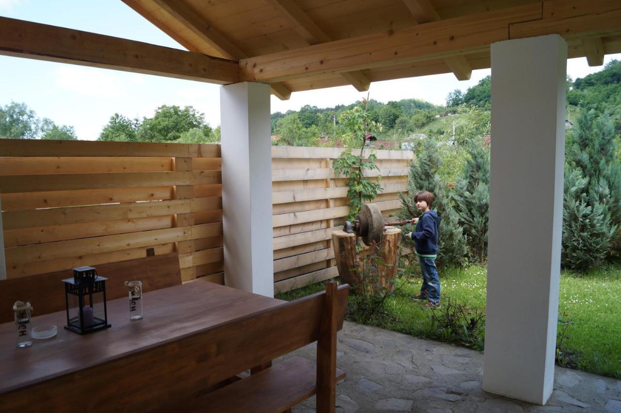 Anahouse Hotel Viseu de Sus Luaran gambar